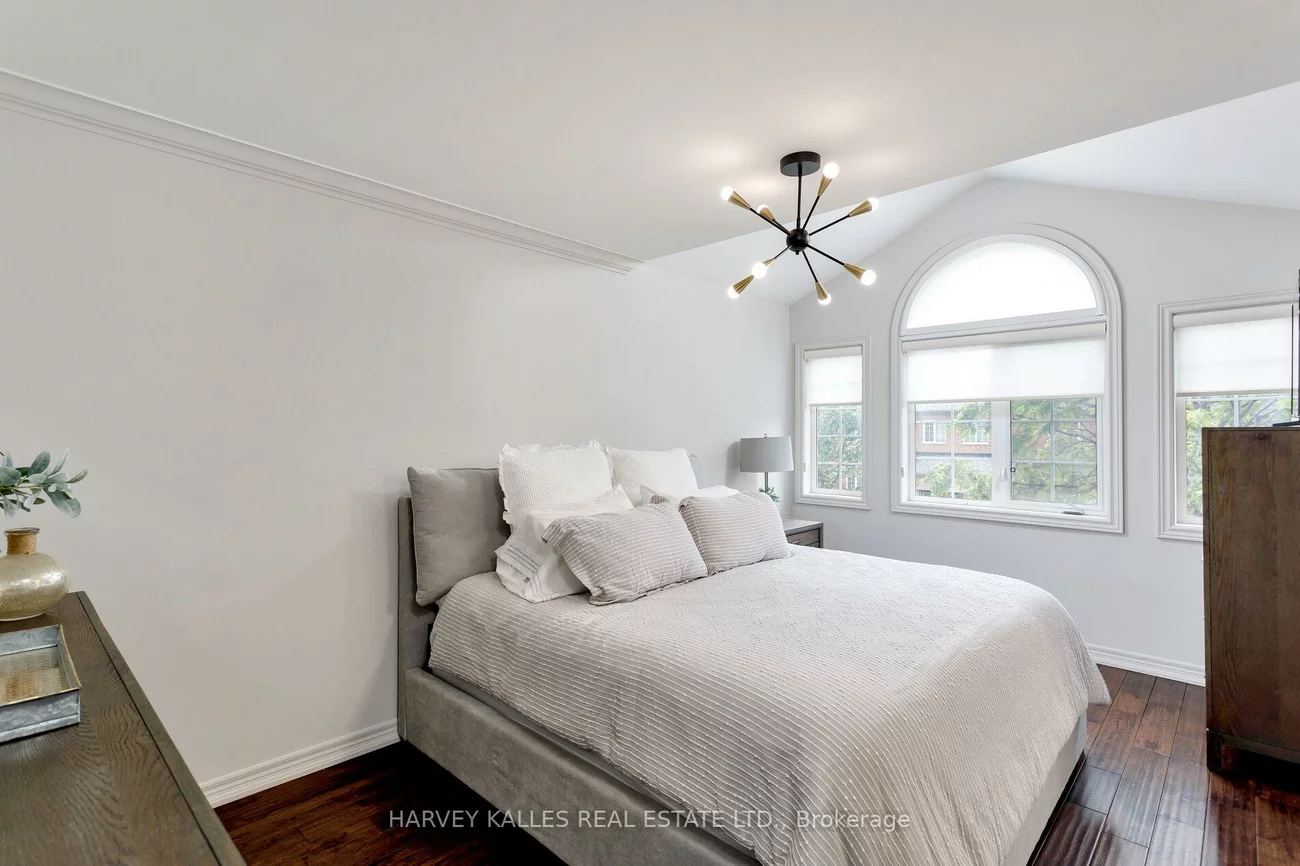 30, Bluewater, Vellore Village, Vaughan