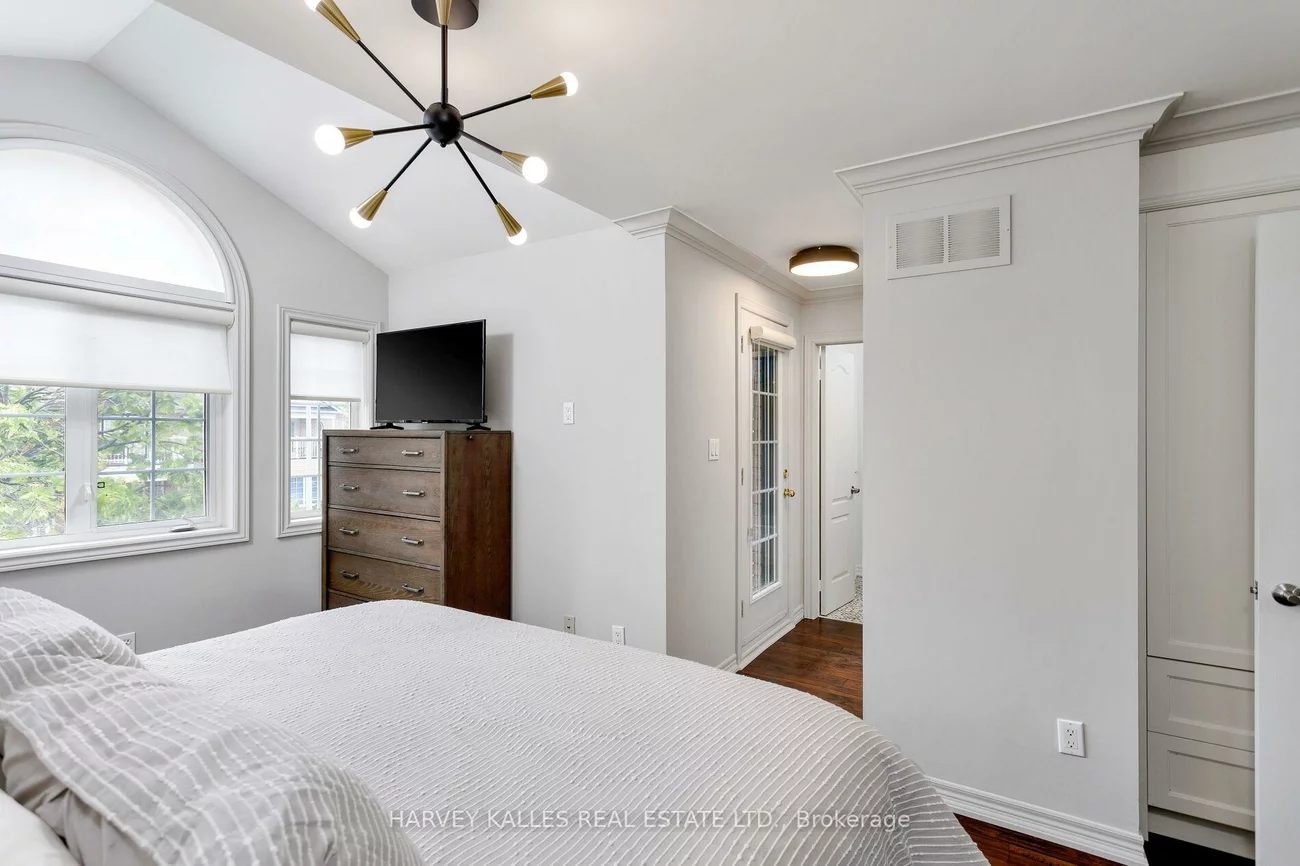 30, Bluewater, Vellore Village, Vaughan