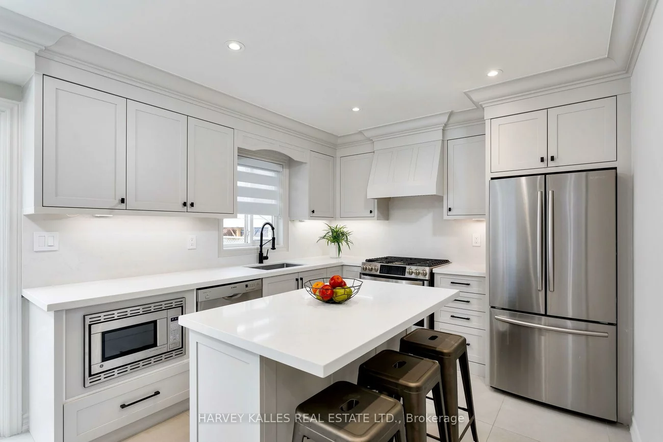 30, Bluewater, Vellore Village, Vaughan