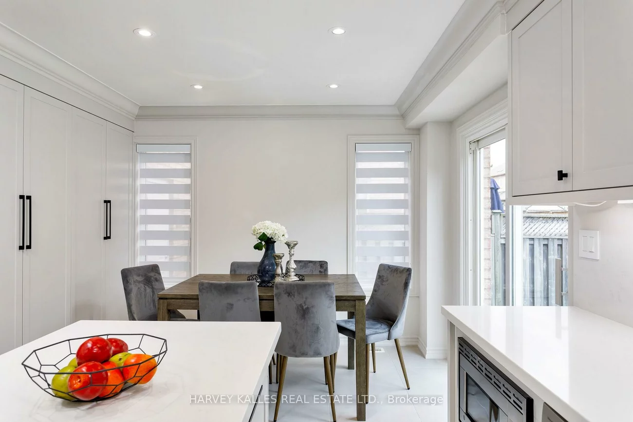 30, Bluewater, Vellore Village, Vaughan