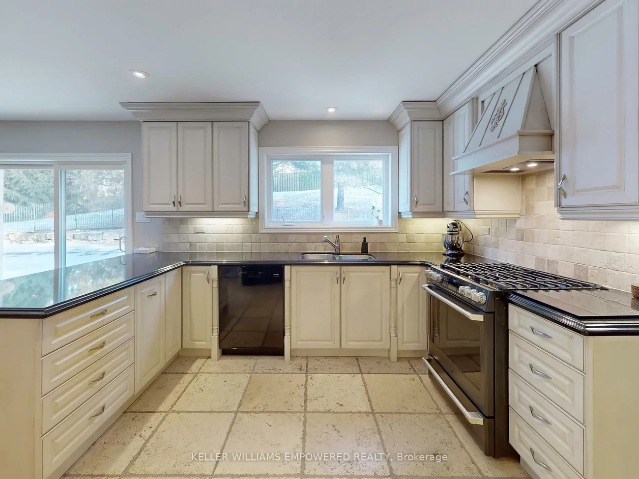 544, Woodland Acres, Rural Vaughan, Vaughan