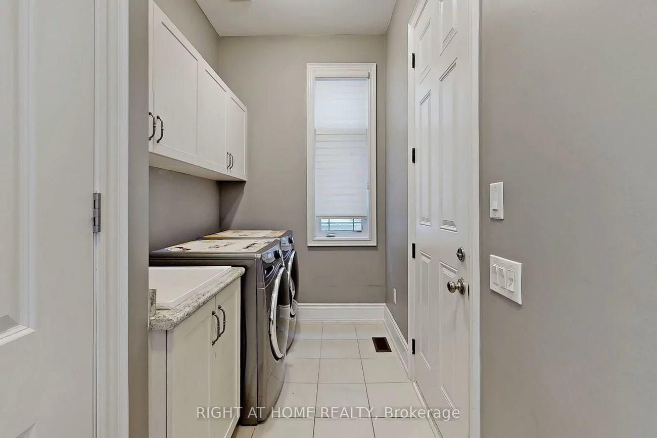 18, Condor, Kleinburg, Vaughan
