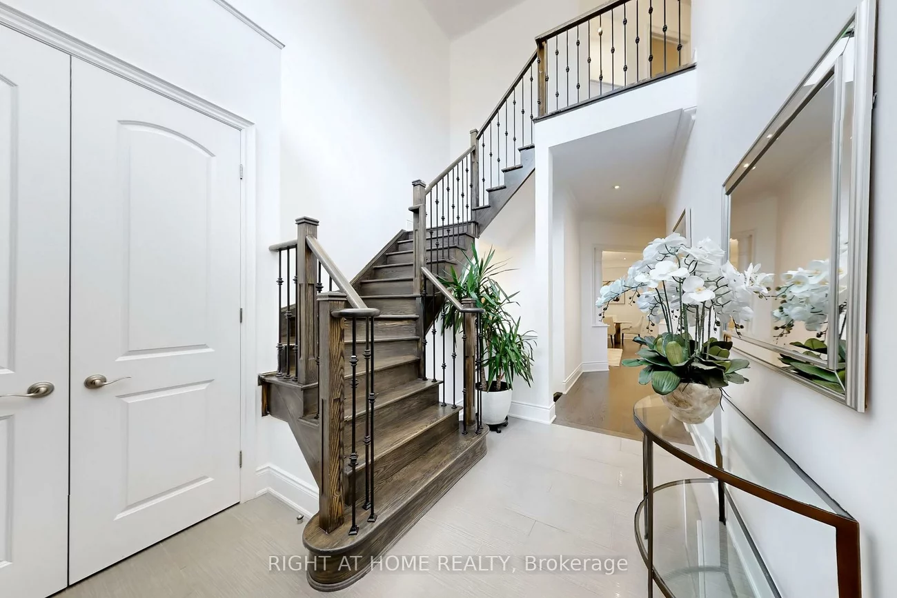 18, Condor, Kleinburg, Vaughan