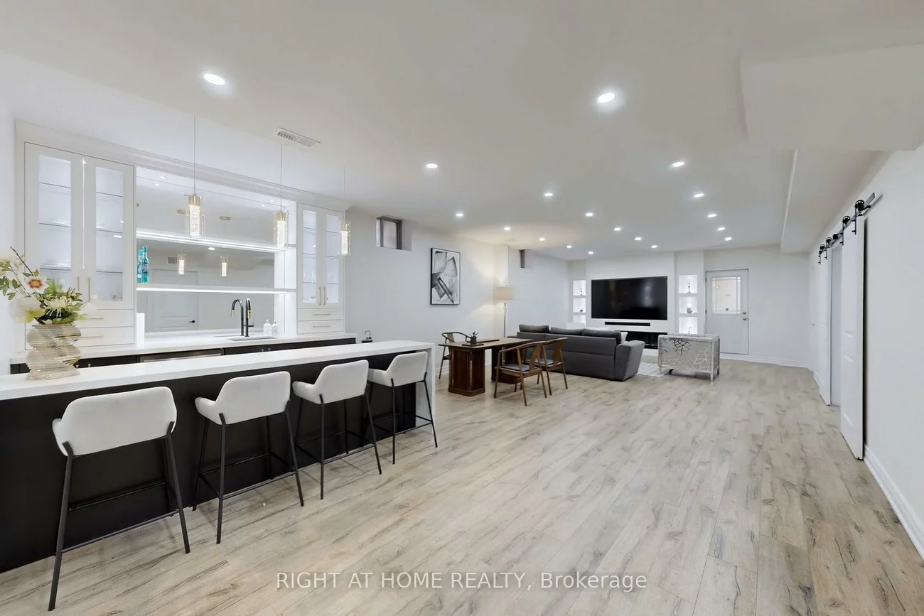 18, Condor, Kleinburg, Vaughan
