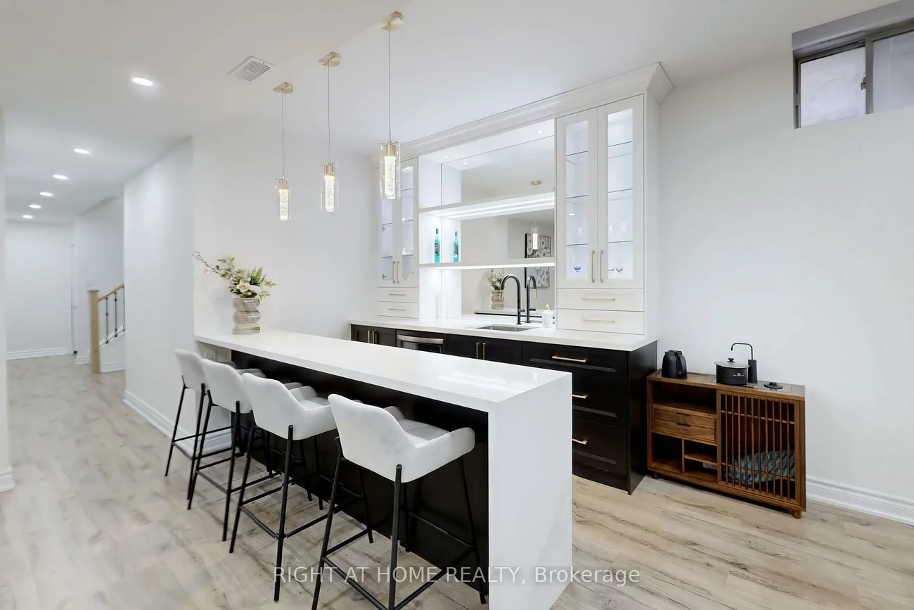 18, Condor, Kleinburg, Vaughan