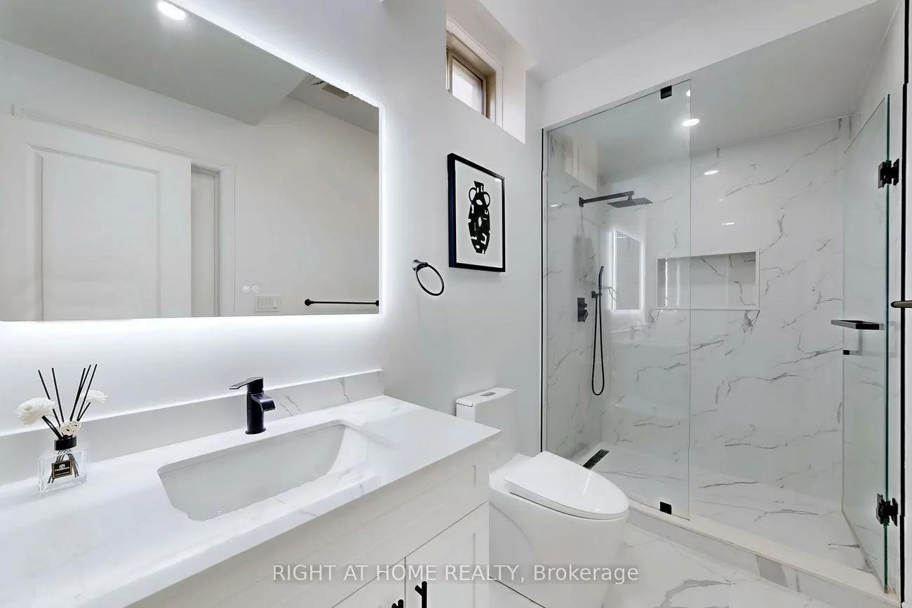 18, Condor, Kleinburg, Vaughan