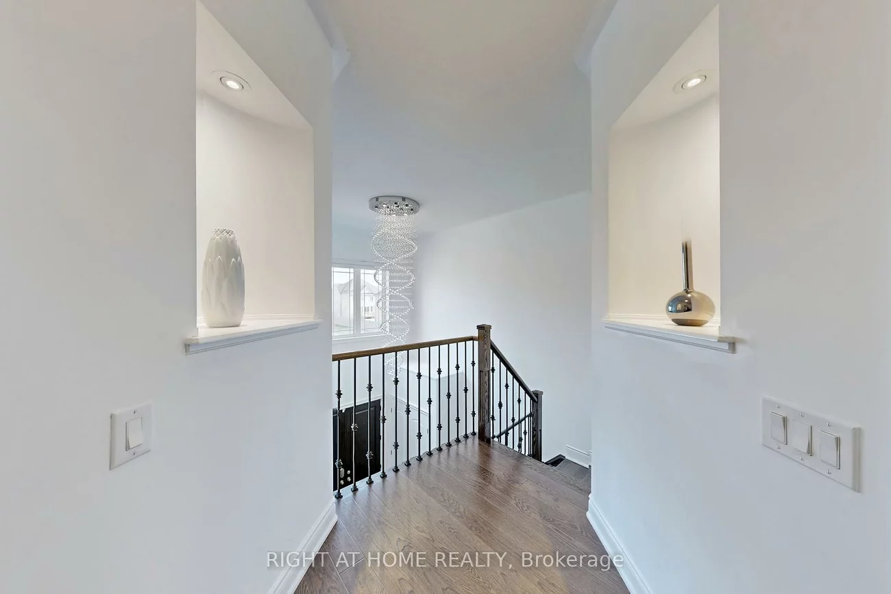 18, Condor, Kleinburg, Vaughan