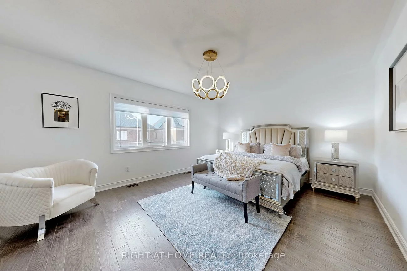 18, Condor, Kleinburg, Vaughan