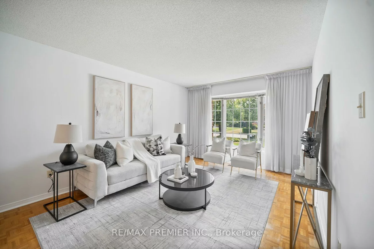 258, Mapes, West Woodbridge, Vaughan