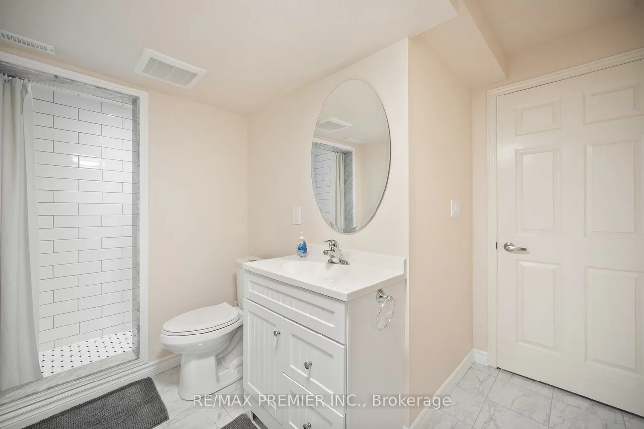 258, Mapes, West Woodbridge, Vaughan