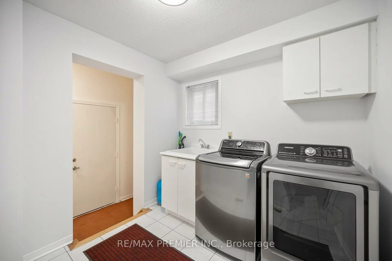 258, Mapes, West Woodbridge, Vaughan