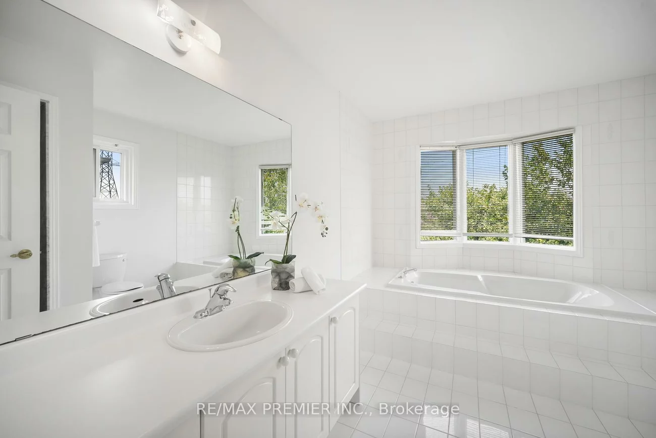 258, Mapes, West Woodbridge, Vaughan