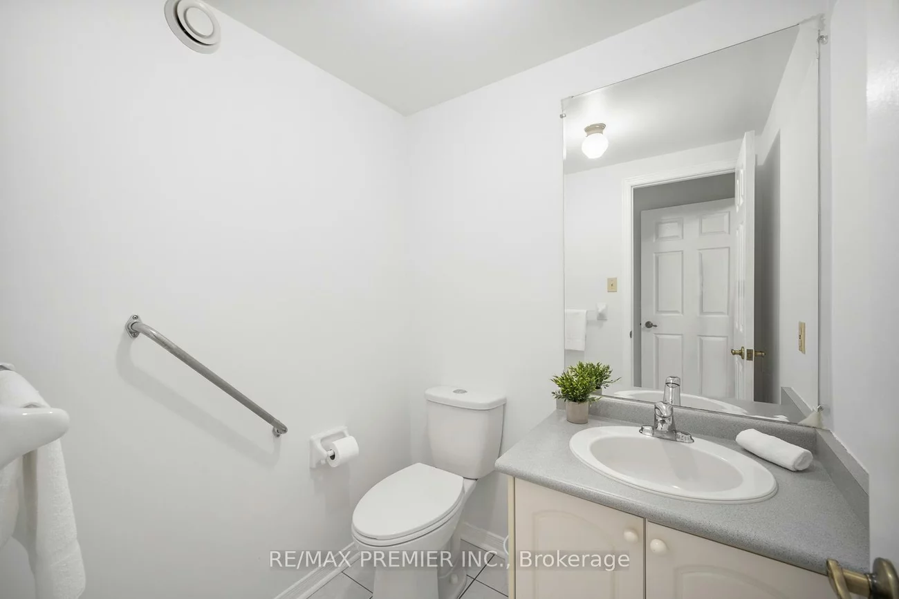 258, Mapes, West Woodbridge, Vaughan
