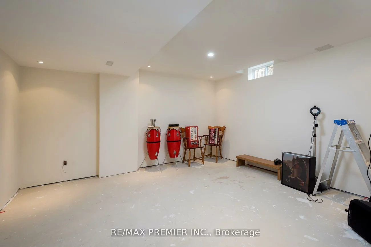 48, Braden, Vellore Village, Vaughan