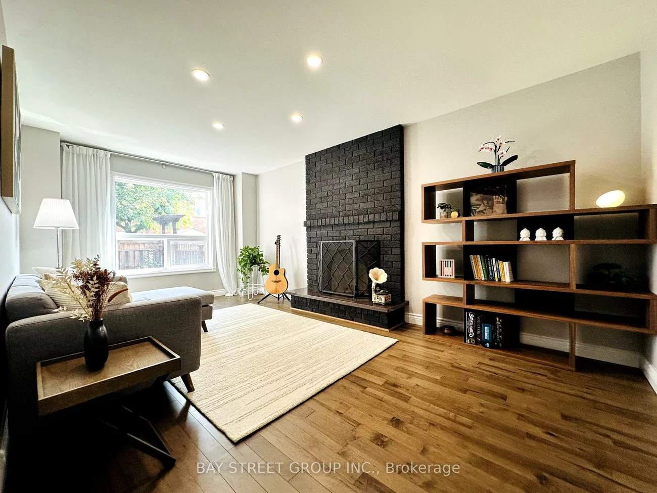7, San Marko, East Woodbridge, Vaughan