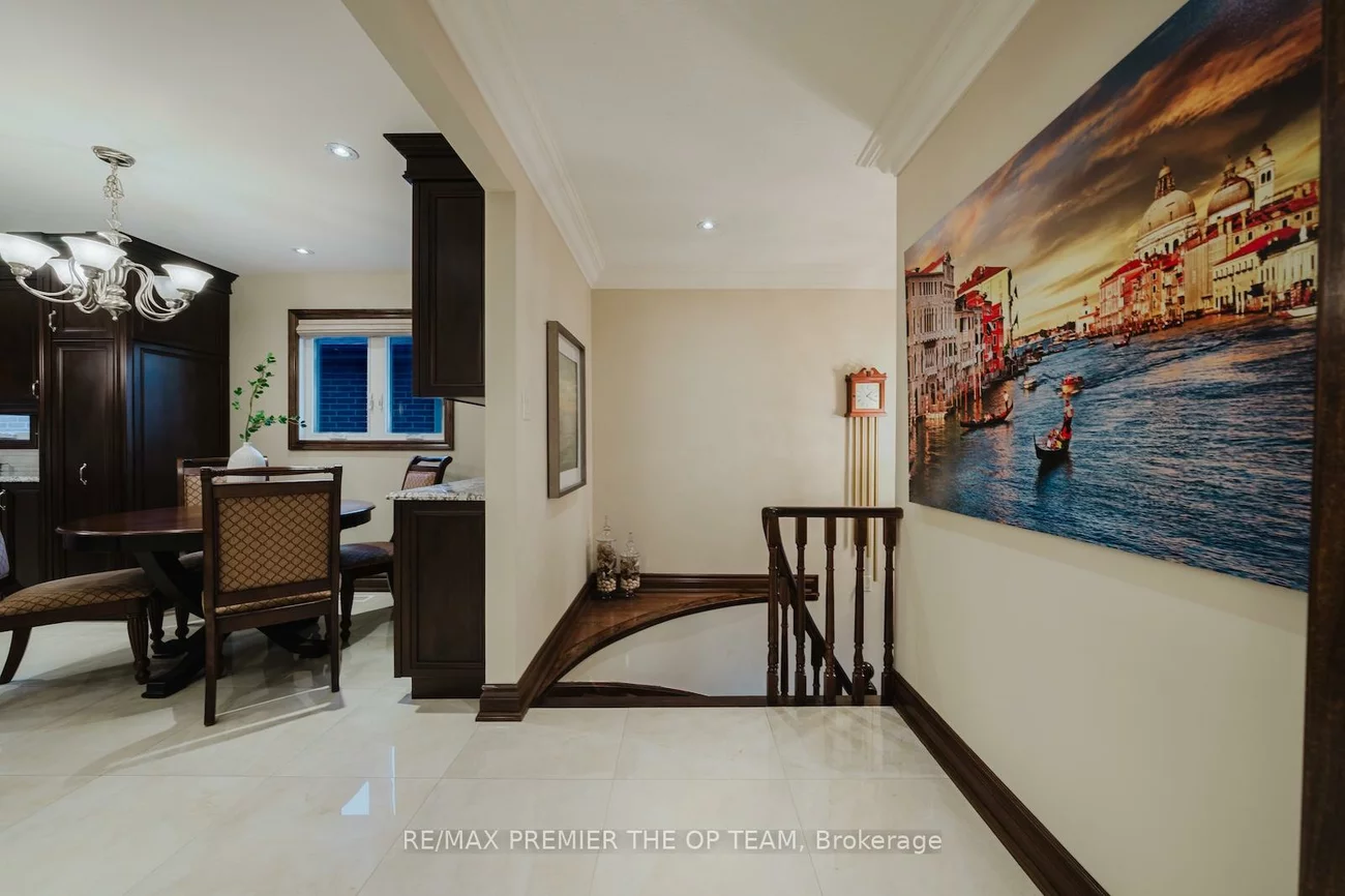 11, Imperial, East Woodbridge, Vaughan