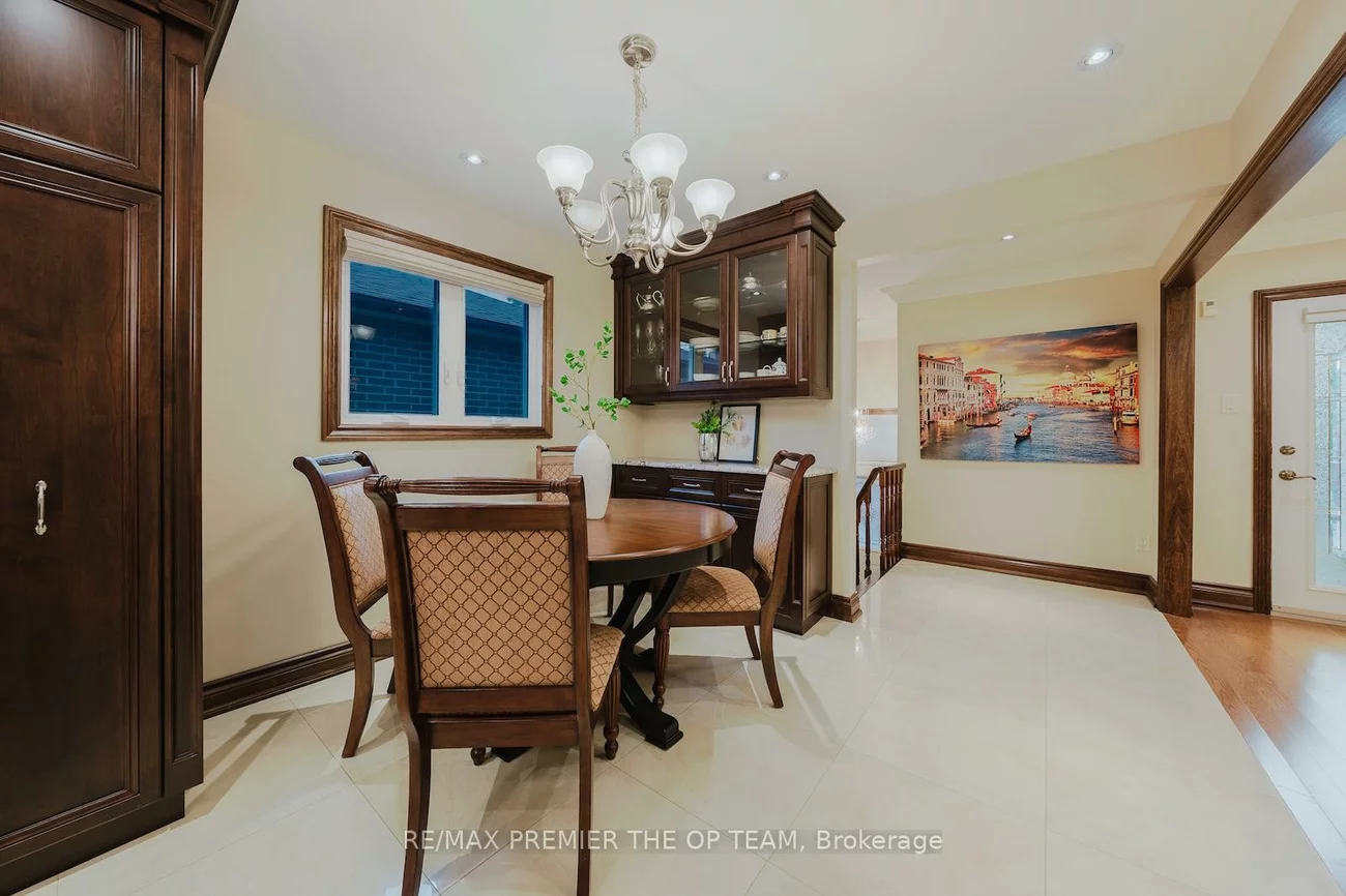 11, Imperial, East Woodbridge, Vaughan