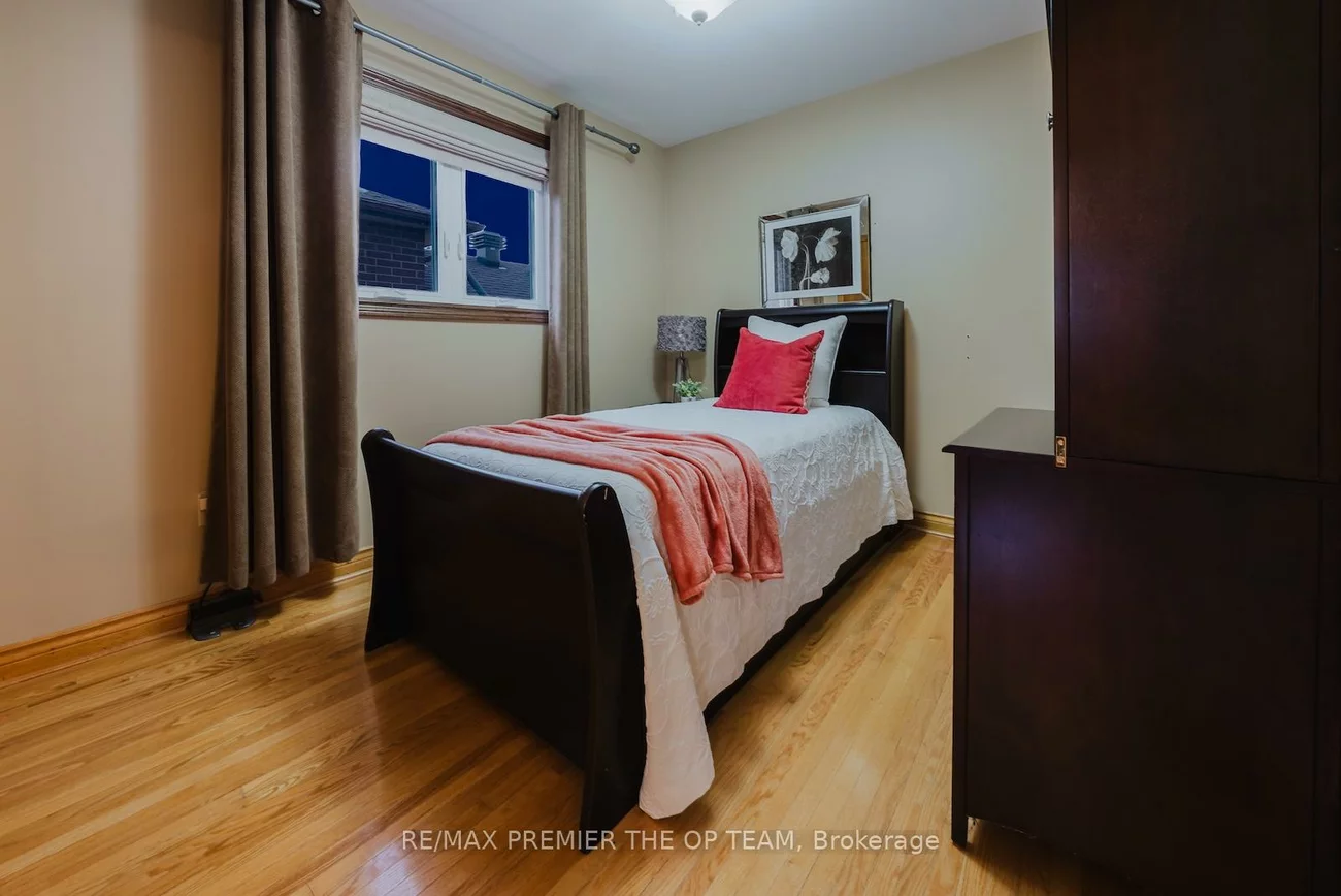 11, Imperial, East Woodbridge, Vaughan