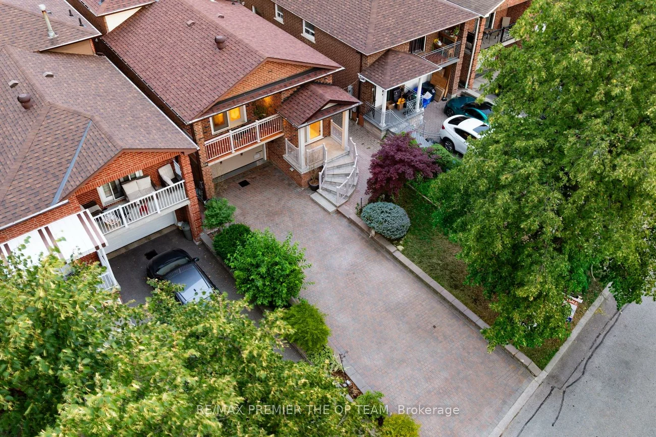 11, Imperial, East Woodbridge, Vaughan