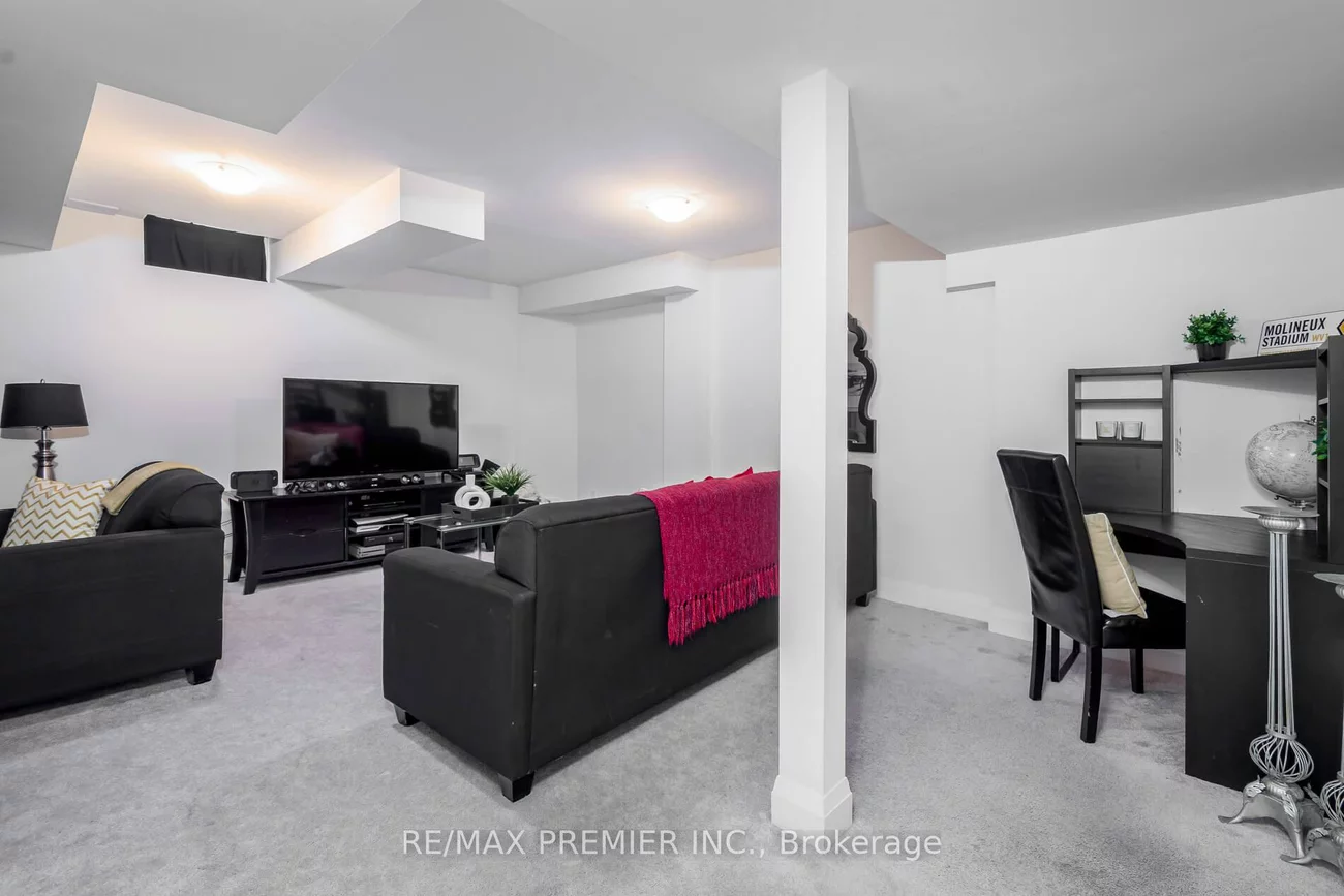 89, Gridiron, Vellore Village, Vaughan