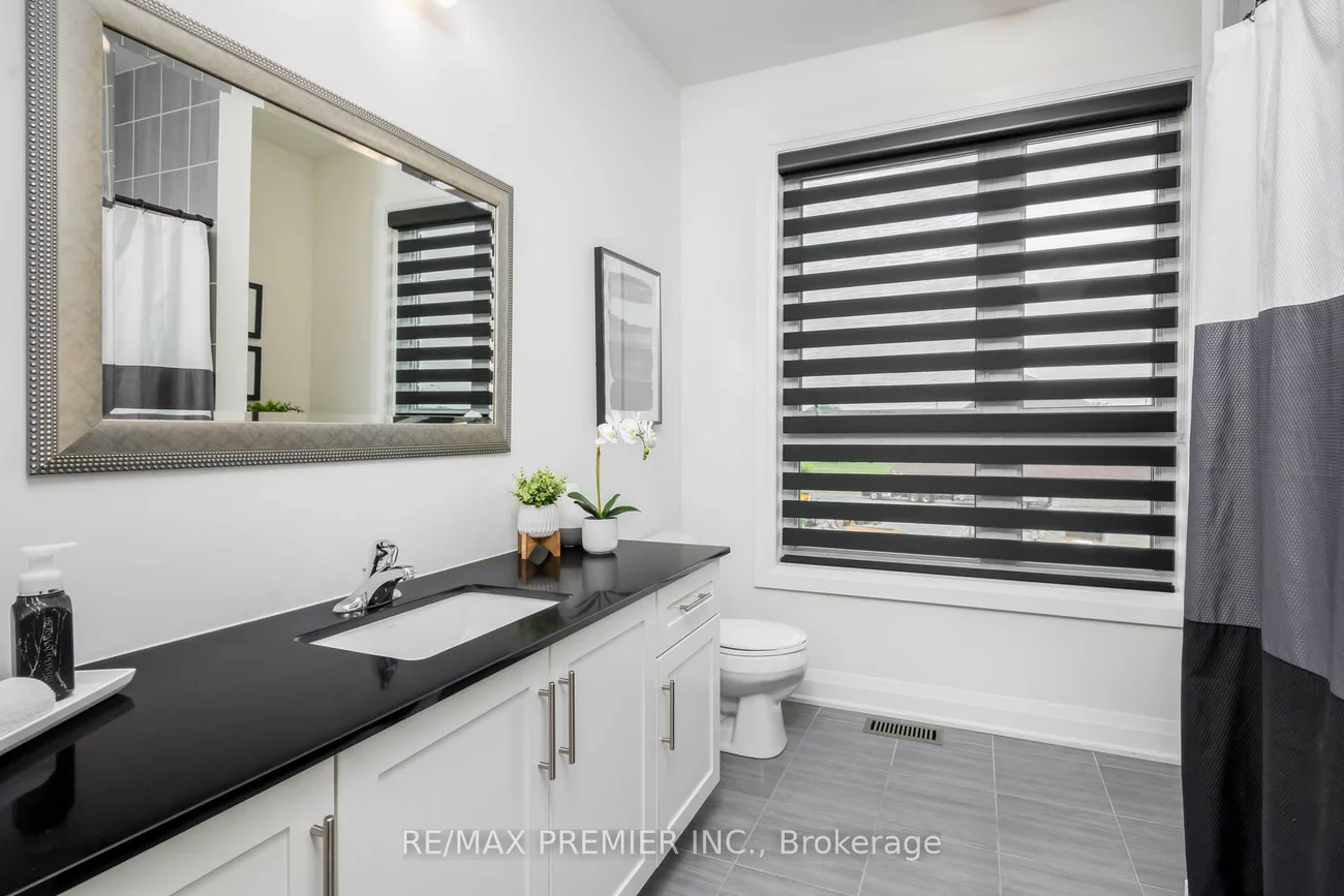 89, Gridiron, Vellore Village, Vaughan