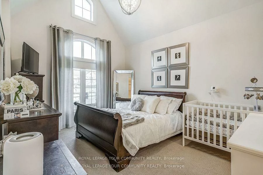12, Mary Natasha, Kleinburg, Vaughan
