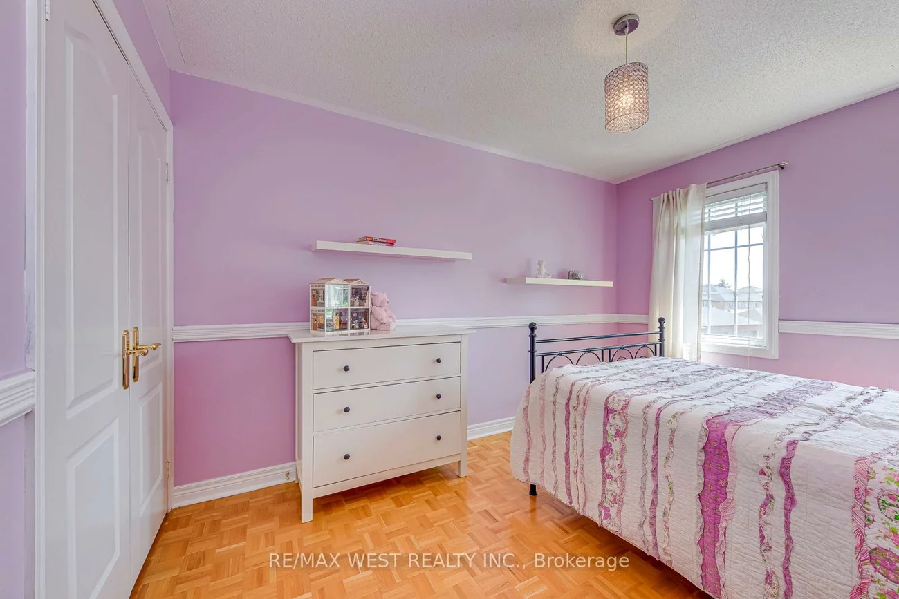 56, Laura Sabrina, Sonoma Heights, Vaughan