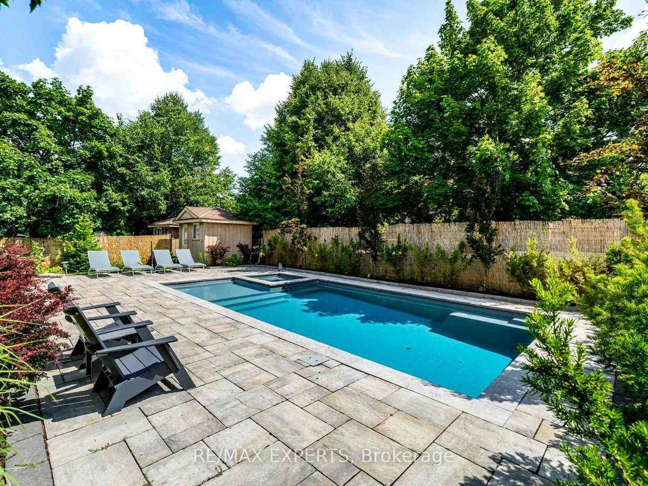 215, Thomson Creek, Islington Woods, Vaughan