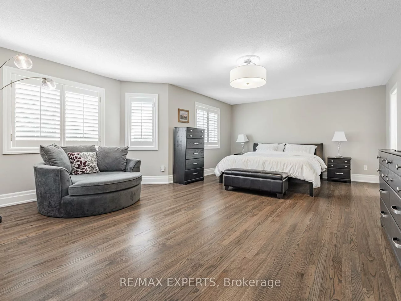 215, Thomson Creek, Islington Woods, Vaughan