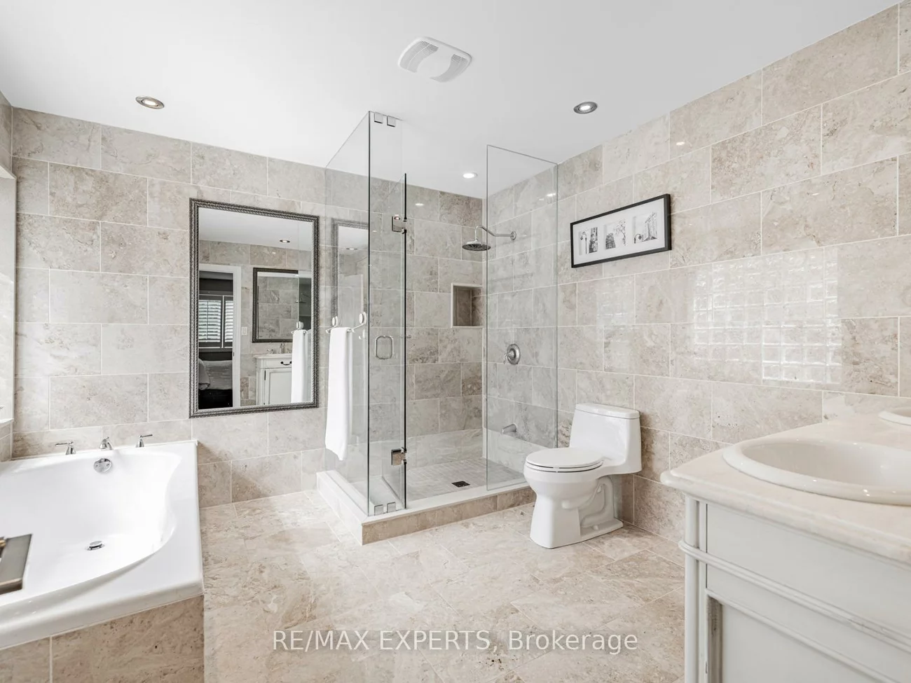 215, Thomson Creek, Islington Woods, Vaughan