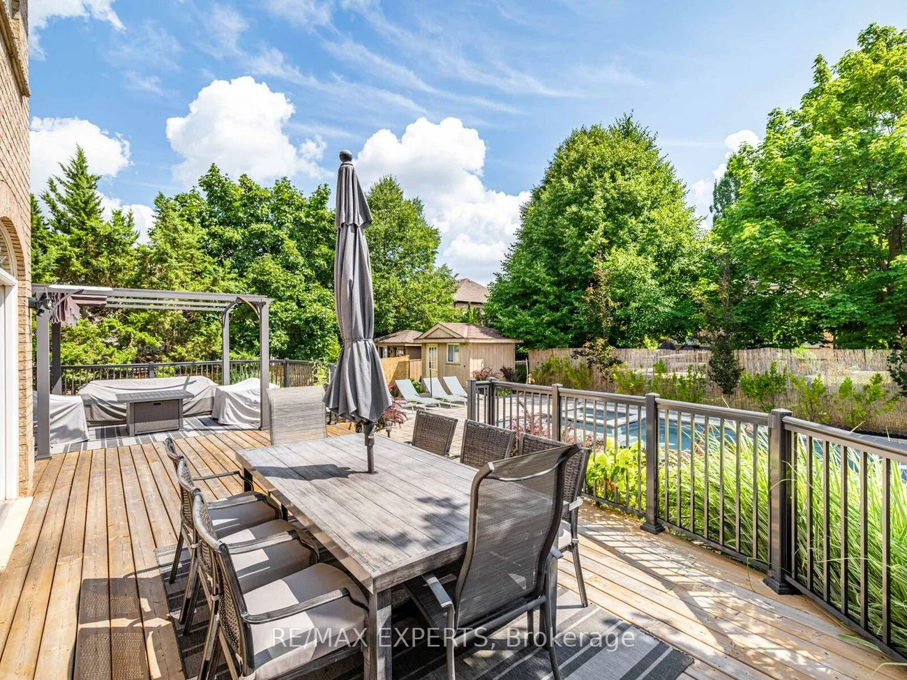 215, Thomson Creek, Islington Woods, Vaughan