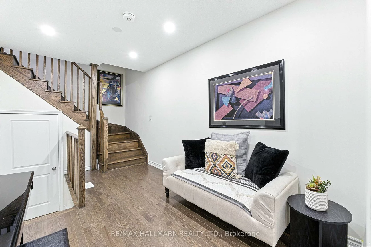 36, Elsinore, Kleinburg, Vaughan