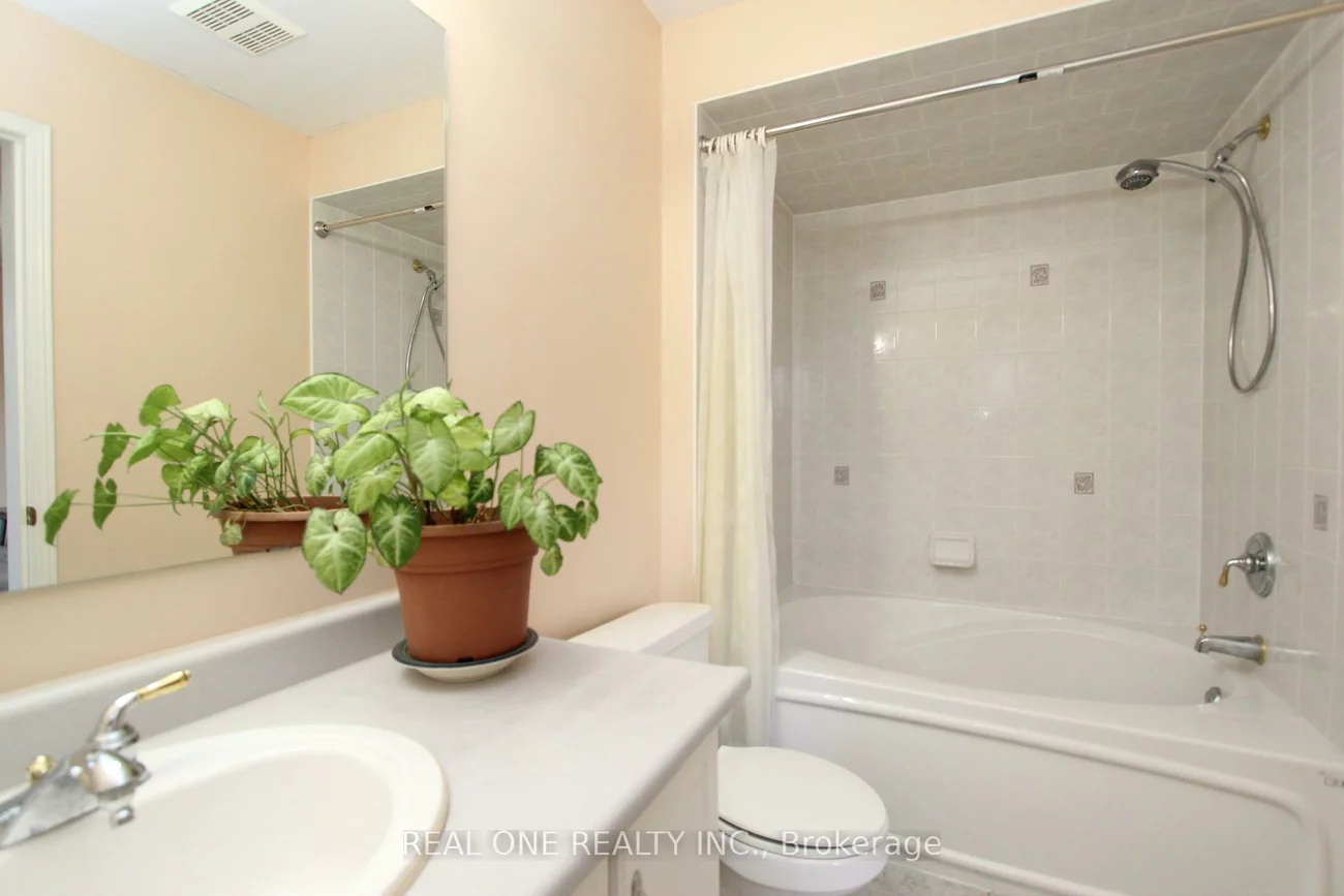 51, Forest Run, Patterson, Vaughan