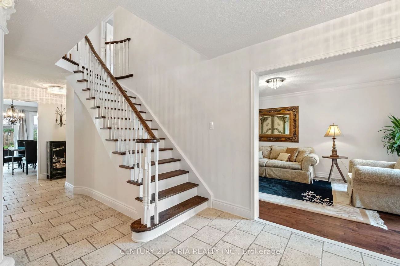 42, Fifefield, Maple, Vaughan