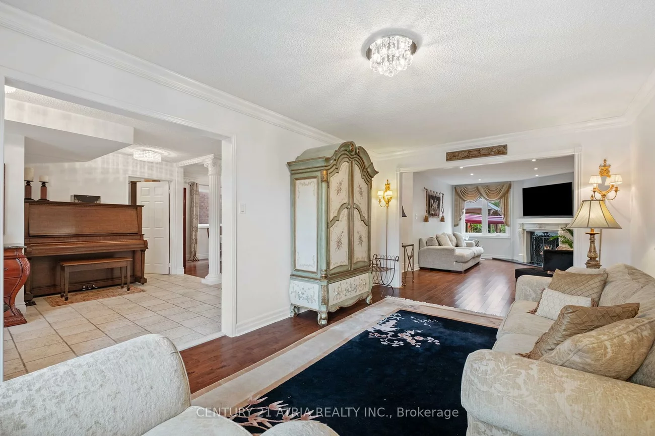 42, Fifefield, Maple, Vaughan