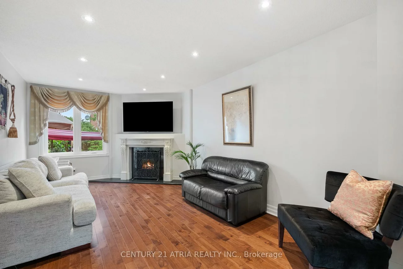 42, Fifefield, Maple, Vaughan