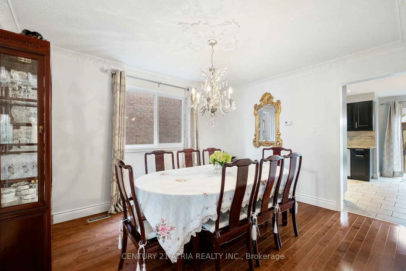 42, Fifefield, Maple, Vaughan