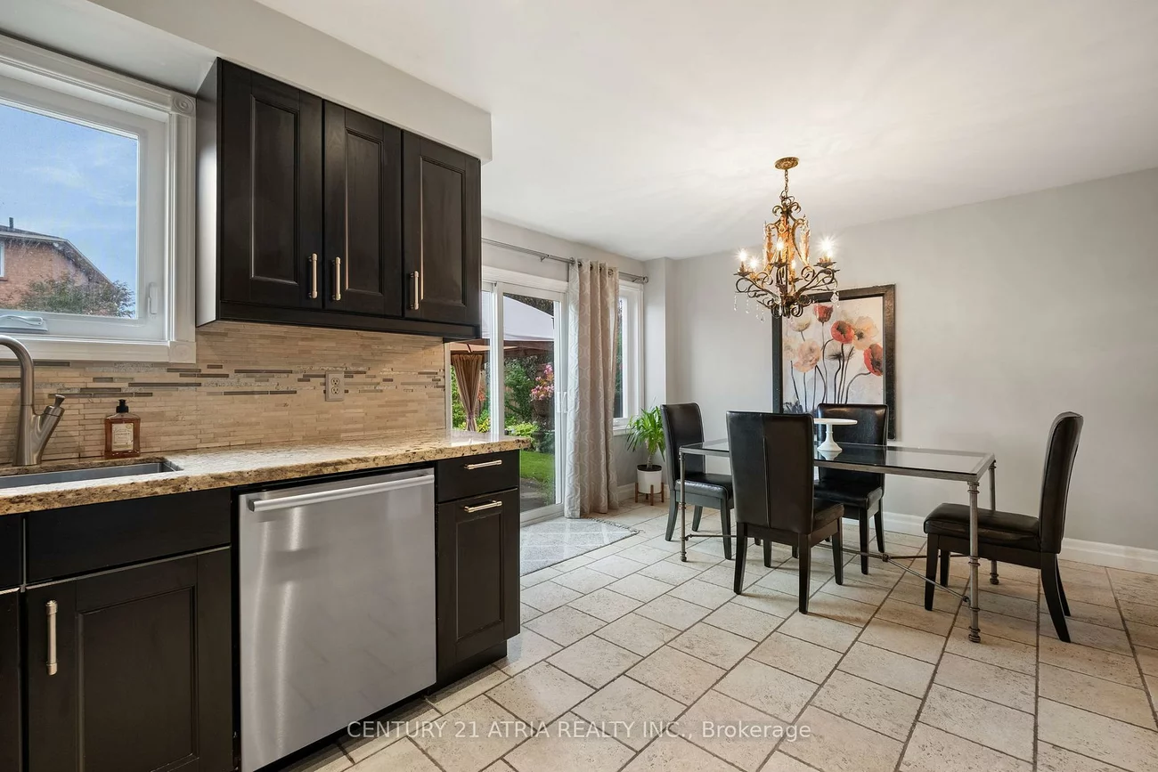 42, Fifefield, Maple, Vaughan