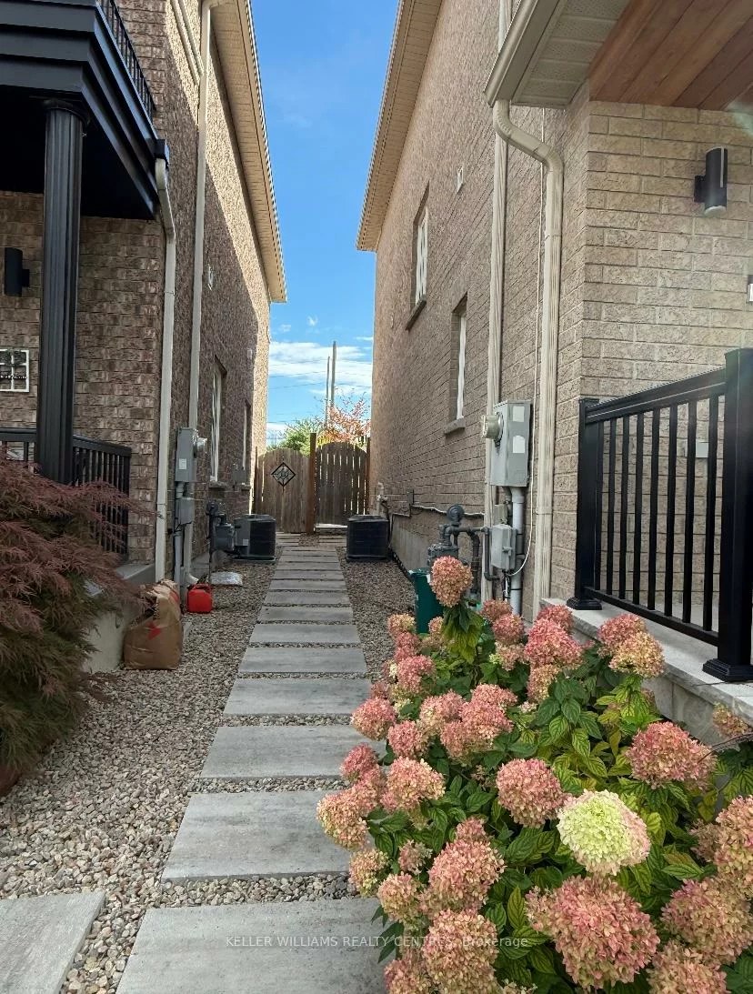 59, Condotti, West Woodbridge, Vaughan