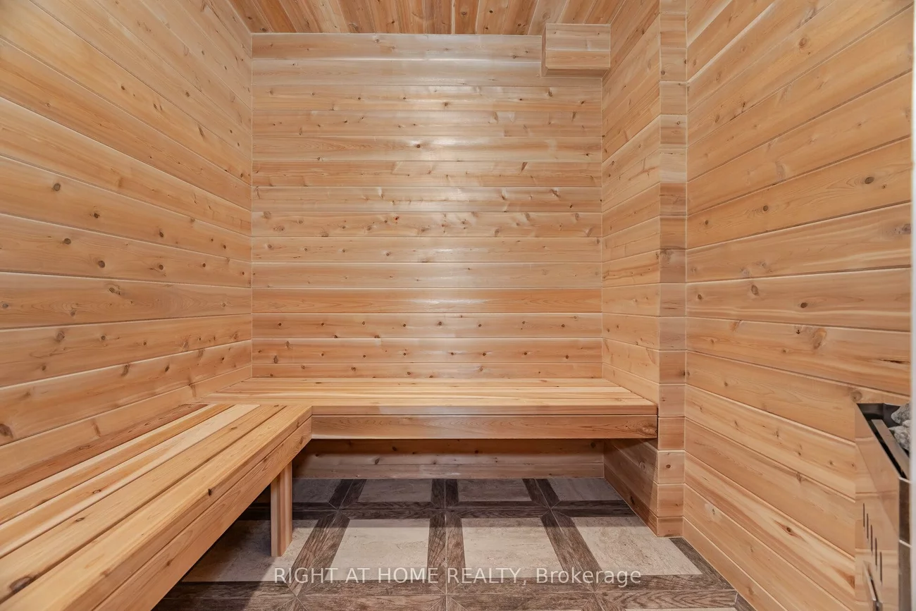 204, Lormel, Vellore Village, Vaughan