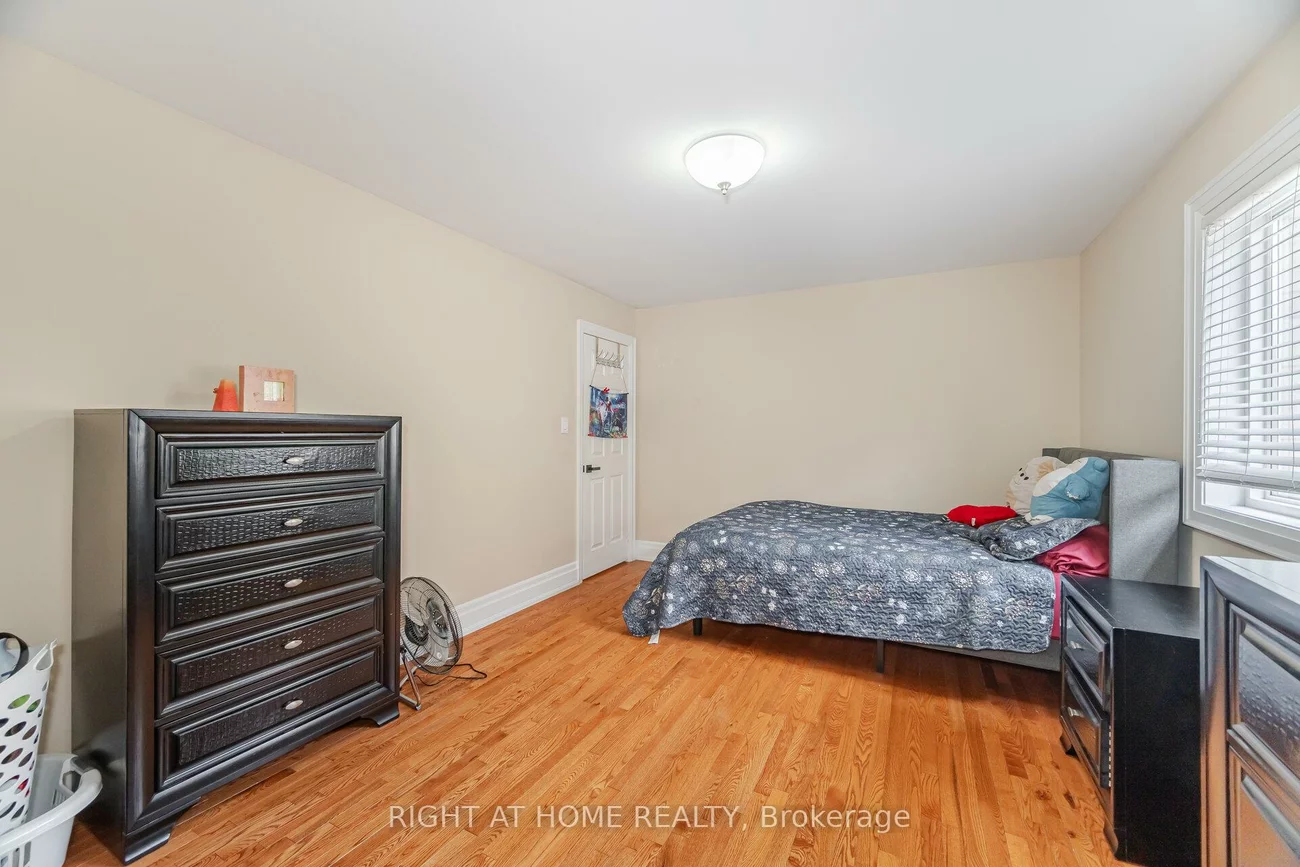 204, Lormel, Vellore Village, Vaughan