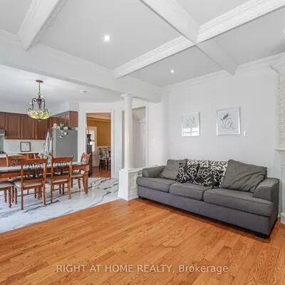 204, Lormel, Vellore Village, Vaughan