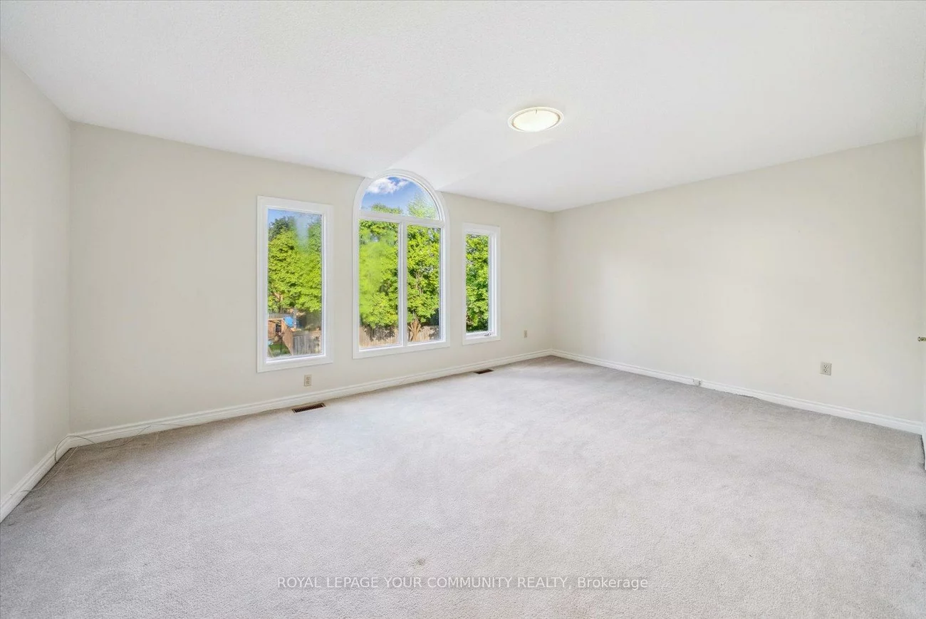 136, Markwood, Crestwood-Springfarm-Yorkhill, Vaughan