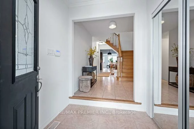 78, Keystar, Vellore Village, Vaughan