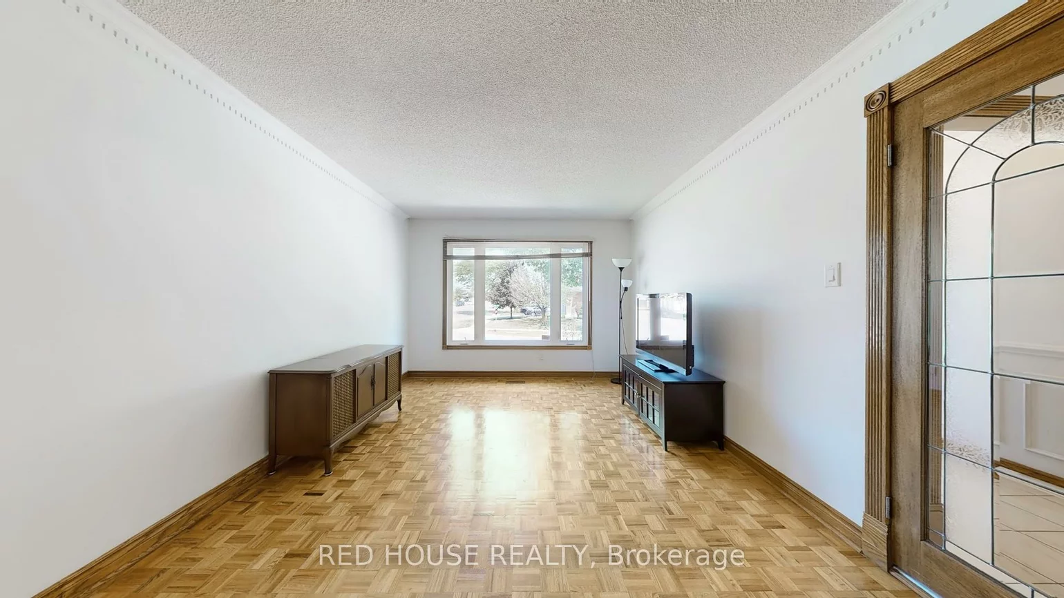 1, Dante, East Woodbridge, Vaughan