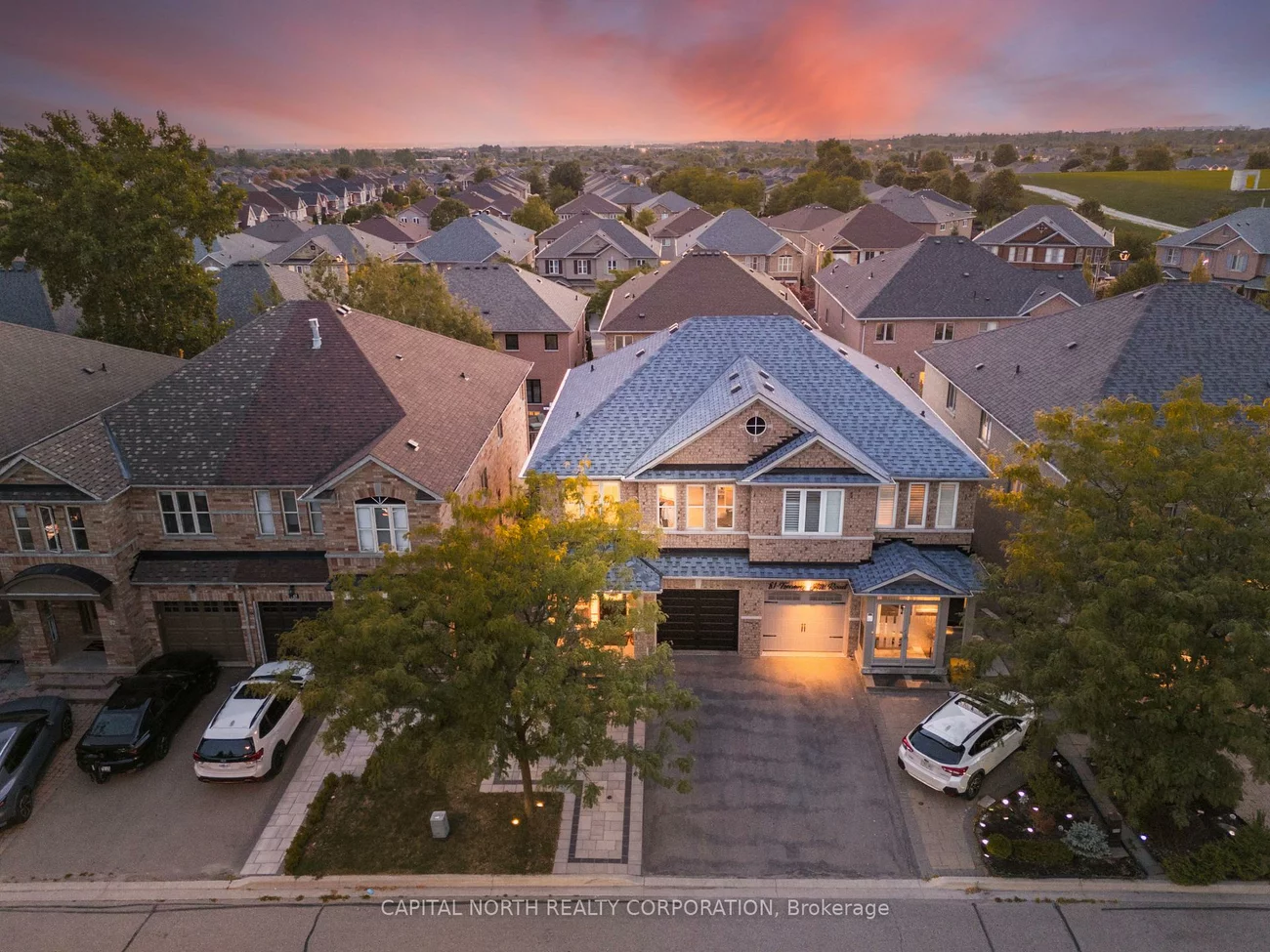 83, Treasure Hill, Maple, Vaughan