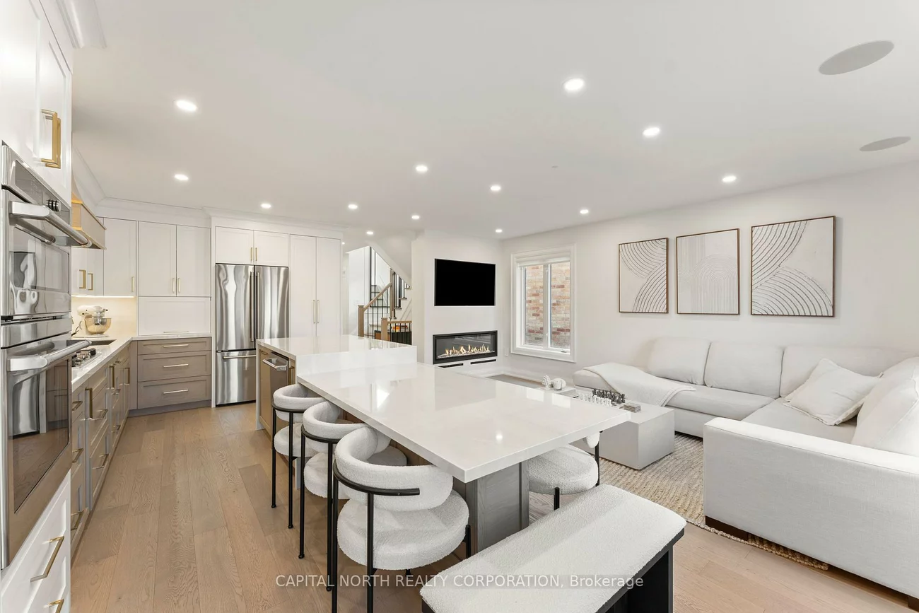 83, Treasure Hill, Maple, Vaughan