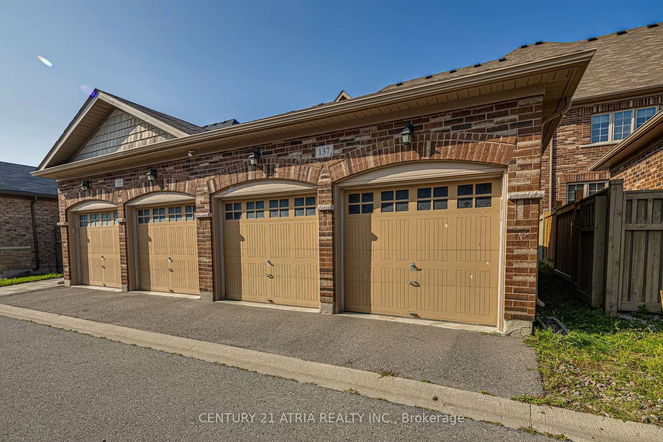 137, Barons, Kleinburg, Vaughan
