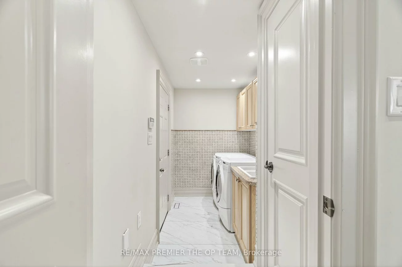 24, Grand Vellore, Vellore Village, Vaughan