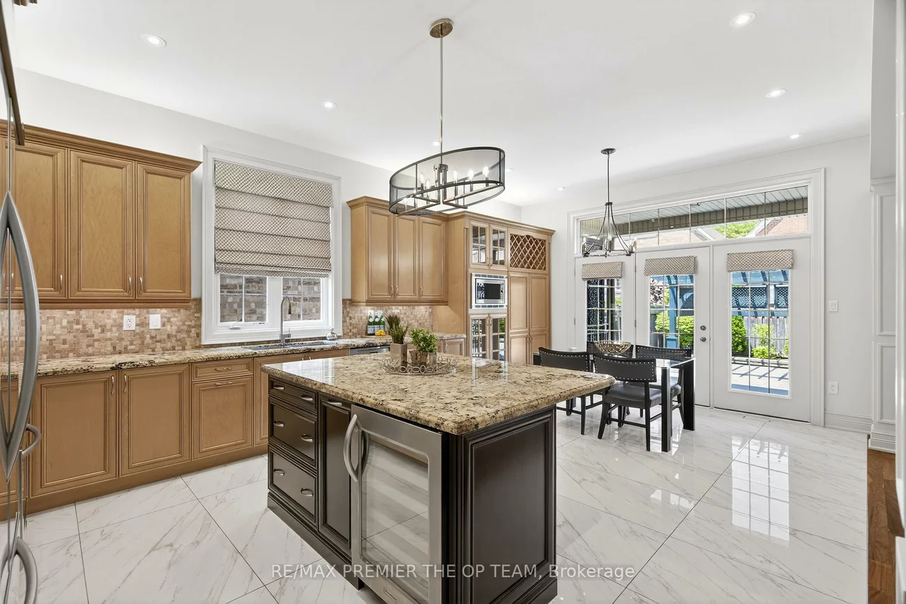 24, Grand Vellore, Vellore Village, Vaughan